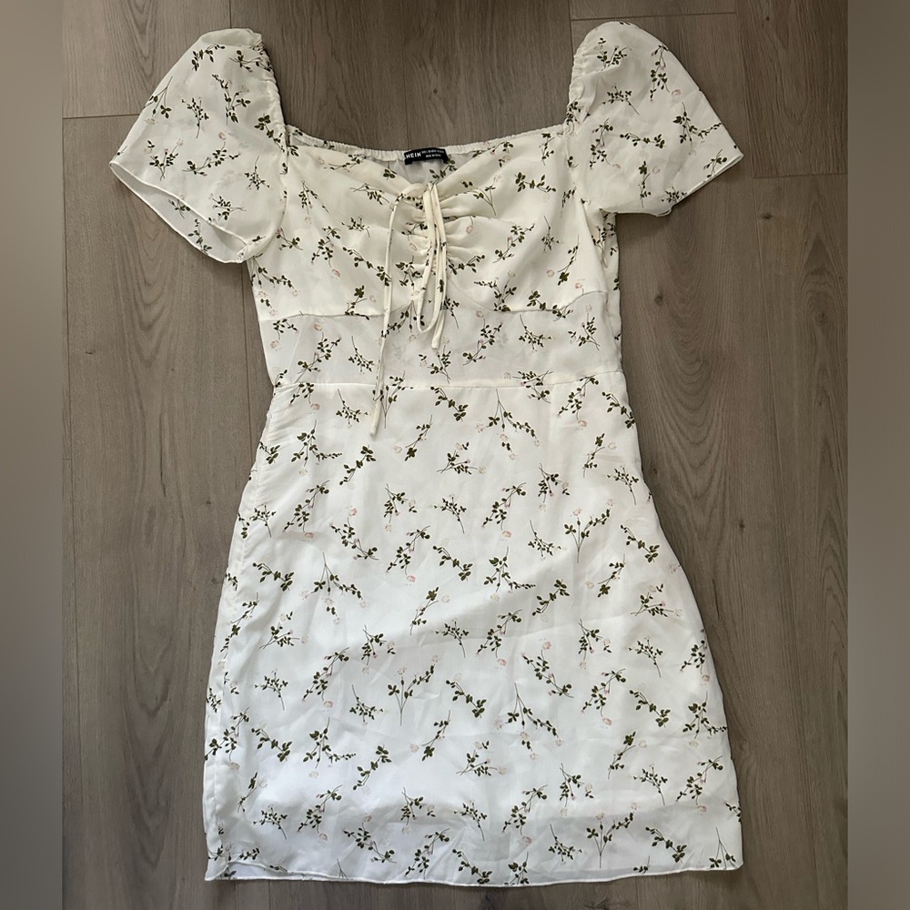 Shein Floral White Dress in Size L